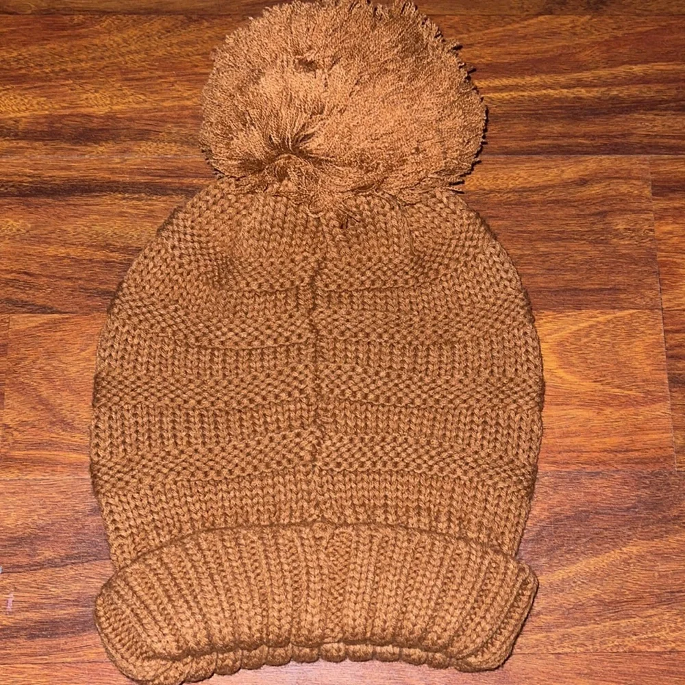 Women's C.c Beanie🧡